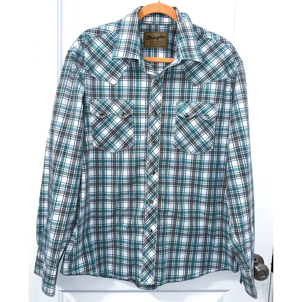 Wrangler Men's Retro Modern Fit Long Sleeve Snap Shirt